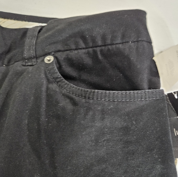 NWT Liz Claiborne Audra black corduroy flare leg pants women's size 14 - Picture 10 of 11